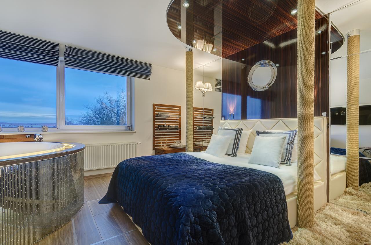 June Street Spa Apartments 维尔纽斯 外观 照片